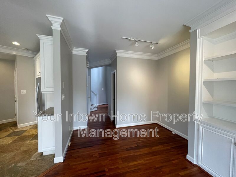 Peaceful Townhouse Living in Great Location property image