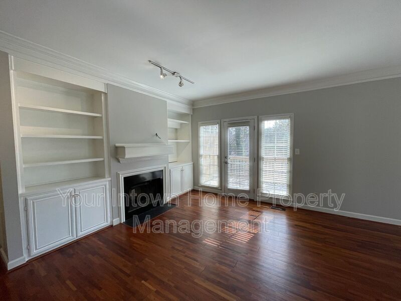 Peaceful Townhouse Living in Great Location property image
