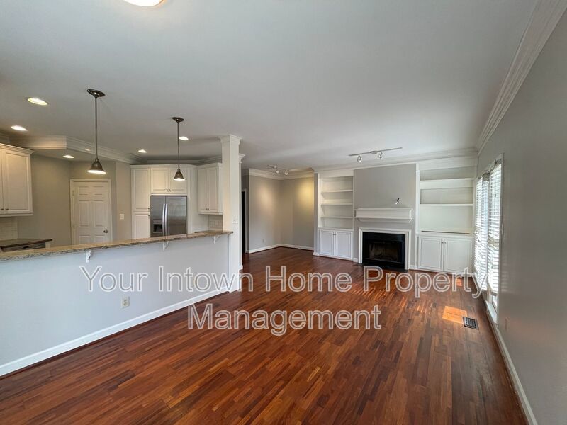 Peaceful Townhouse Living in Great Location property image