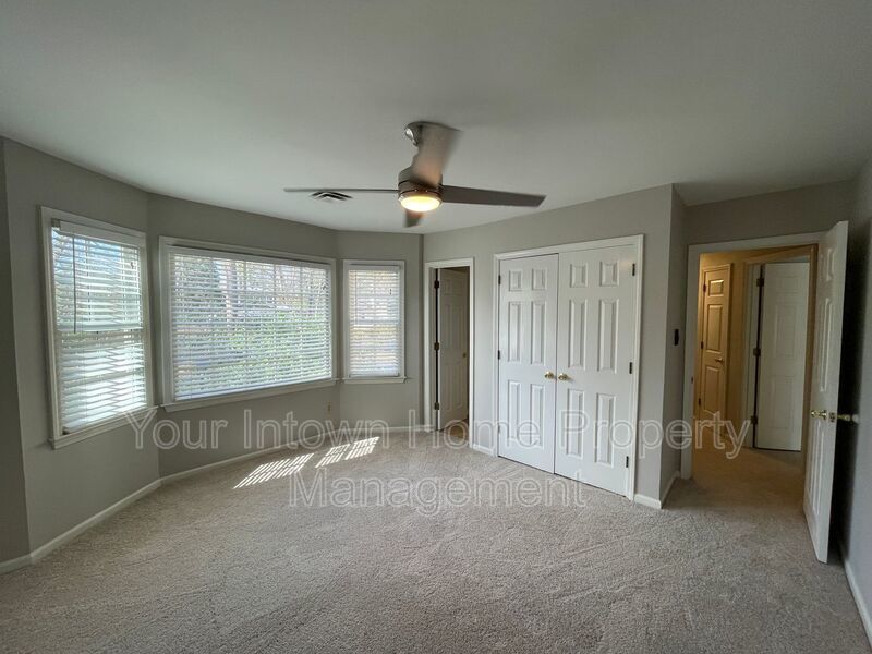 Peaceful Townhouse Living in Great Location property image