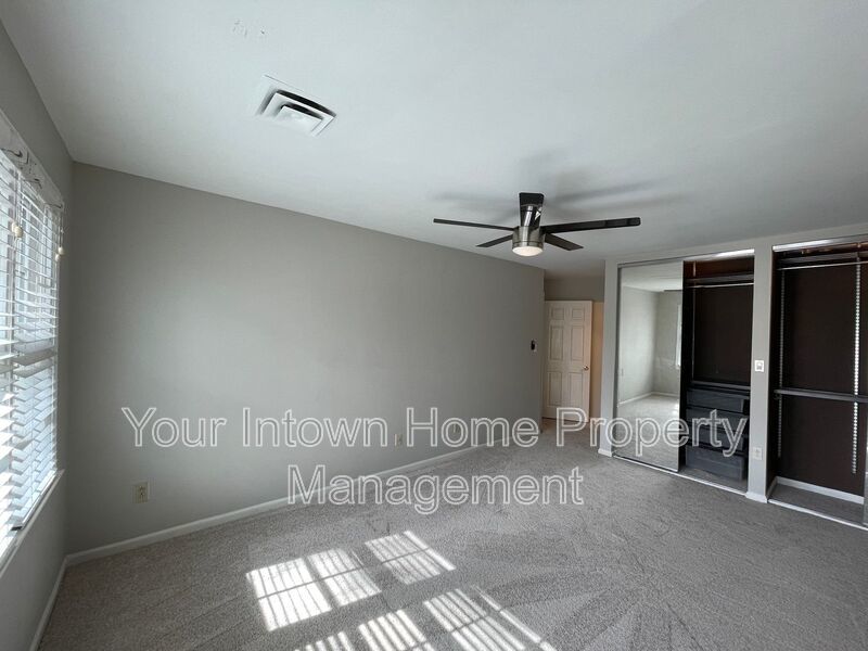 Peaceful Townhouse Living in Great Location property image