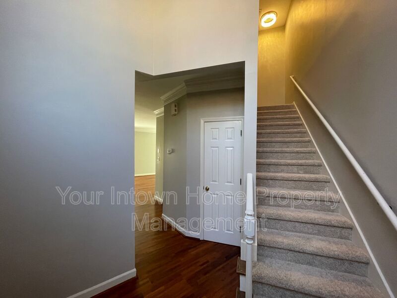 Peaceful Townhouse Living in Great Location property image