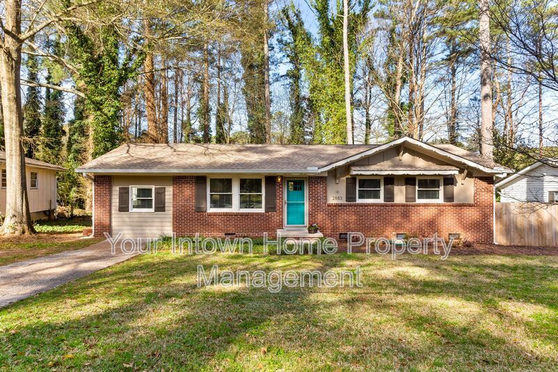Huge Back Yard with Deck property image