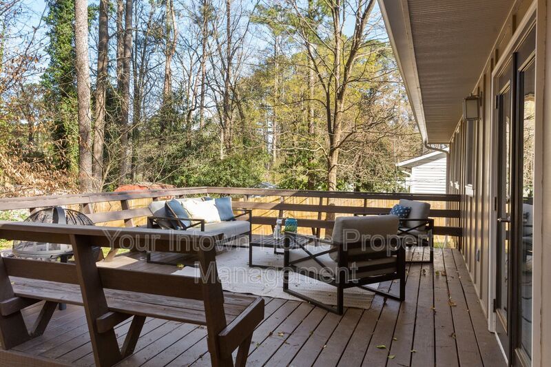 Huge Back Yard with Deck property image
