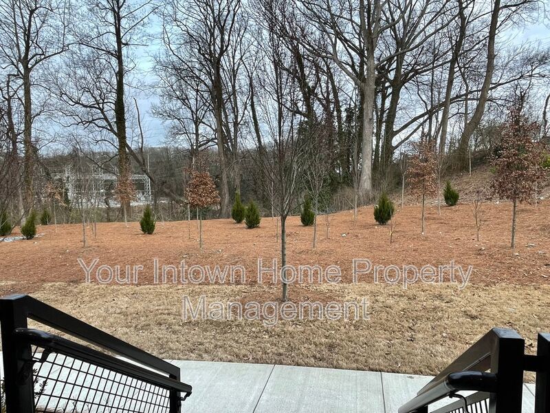 Modern Grant Park Townhome on the Beltline property image