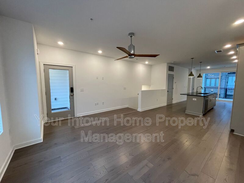 Modern Grant Park Townhome on the Beltline property image