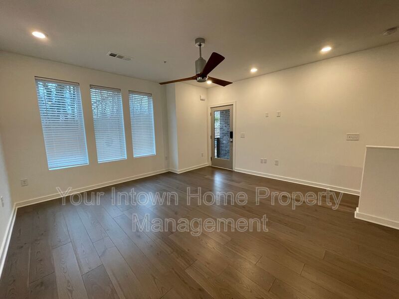 Modern Grant Park Townhome on the Beltline property image