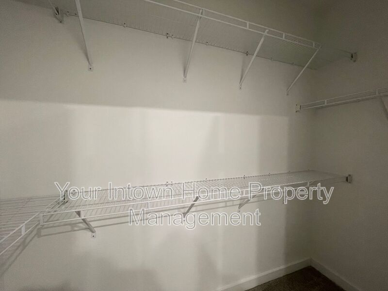 Modern Grant Park Townhome on the Beltline property image