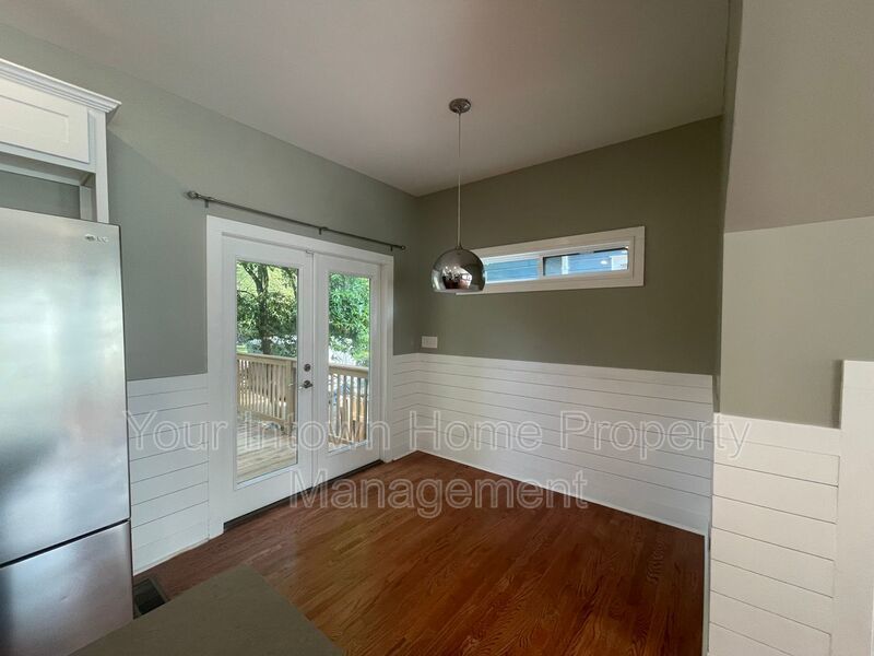 Beautiful Renovation & Huge Back Yard in East Atlanta property image