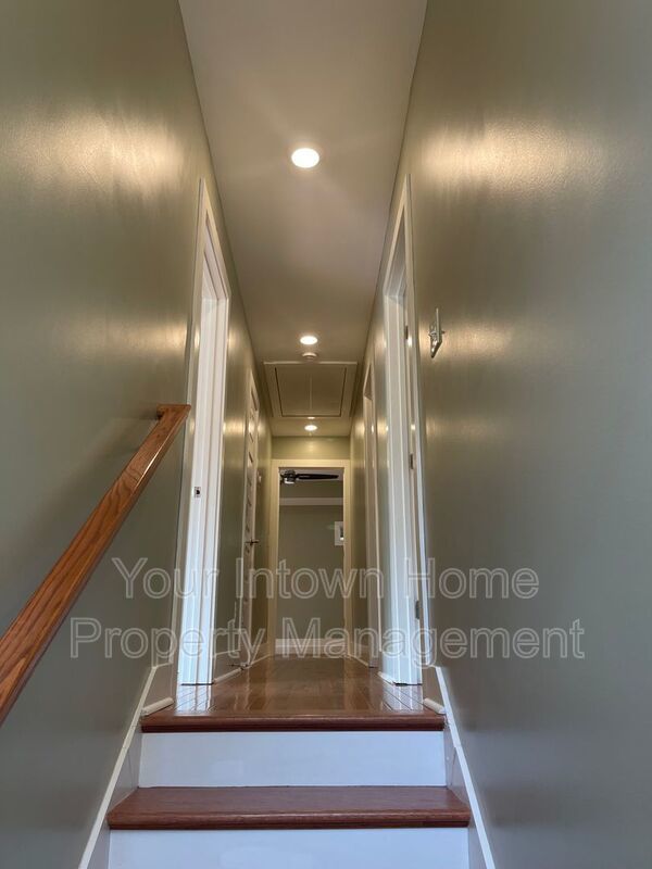 Beautiful Renovation & Huge Back Yard in East Atlanta property image