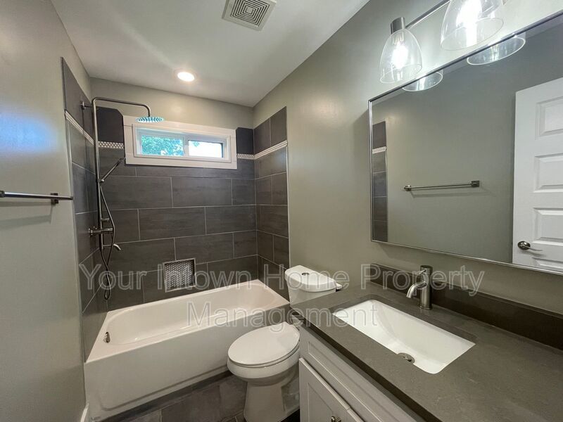 Beautiful Renovation & Huge Back Yard in East Atlanta property image