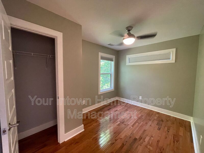 Beautiful Renovation & Huge Back Yard in East Atlanta property image