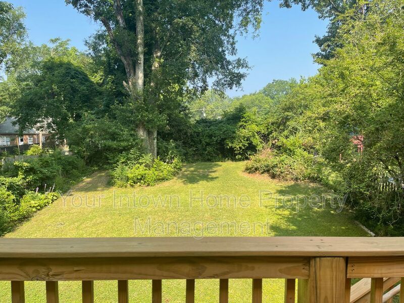 Beautiful Renovation & Huge Back Yard in East Atlanta property image