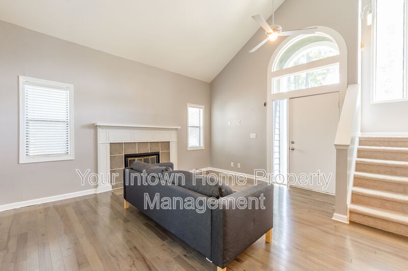 Wonderful Candler Park Home - Fenced Yard - Close to Parks & Candler Park Dining property image