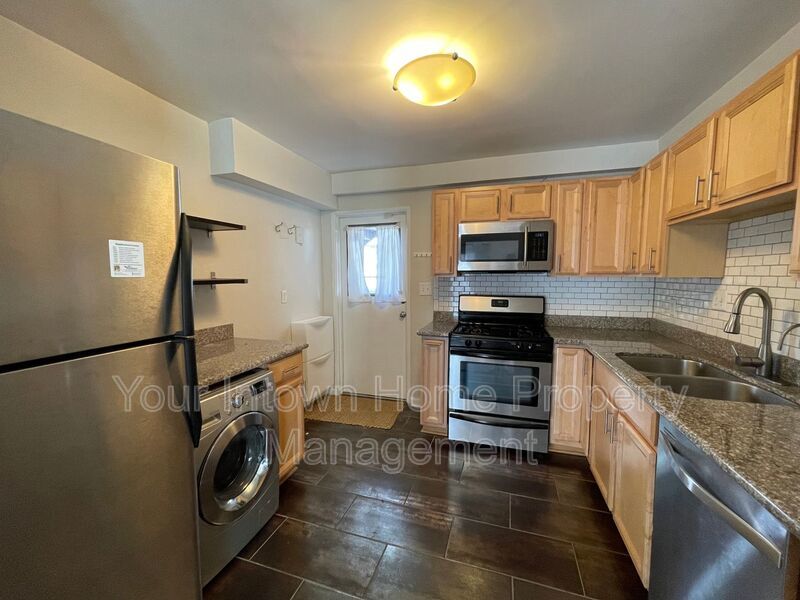 Adorable Renovated Candler Park Condo property image