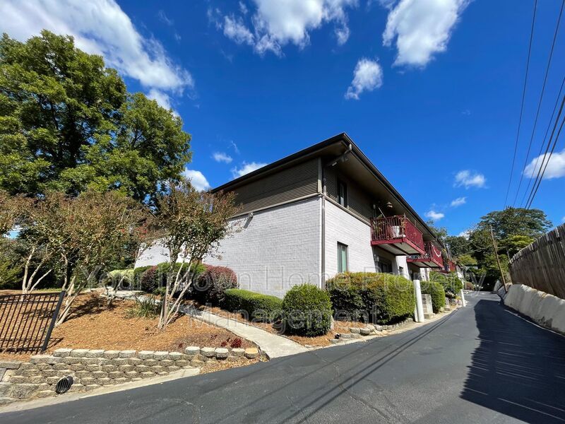Adorable Renovated Candler Park Condo property image