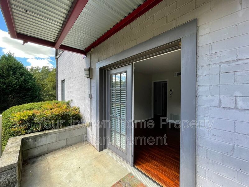 Adorable Renovated Candler Park Condo property image