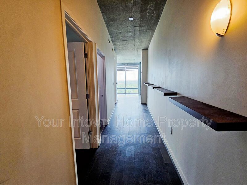 Ultimate Midtown Living at Metropolis: Piedmont Park Views & Resort Amenities property image