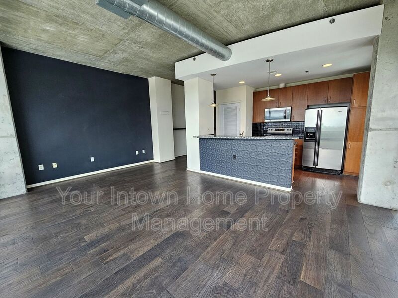Ultimate Midtown Living at Metropolis: Piedmont Park Views & Resort Amenities property image