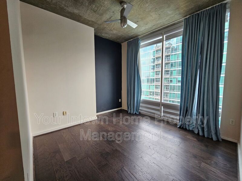 Ultimate Midtown Living at Metropolis: Piedmont Park Views & Resort Amenities property image