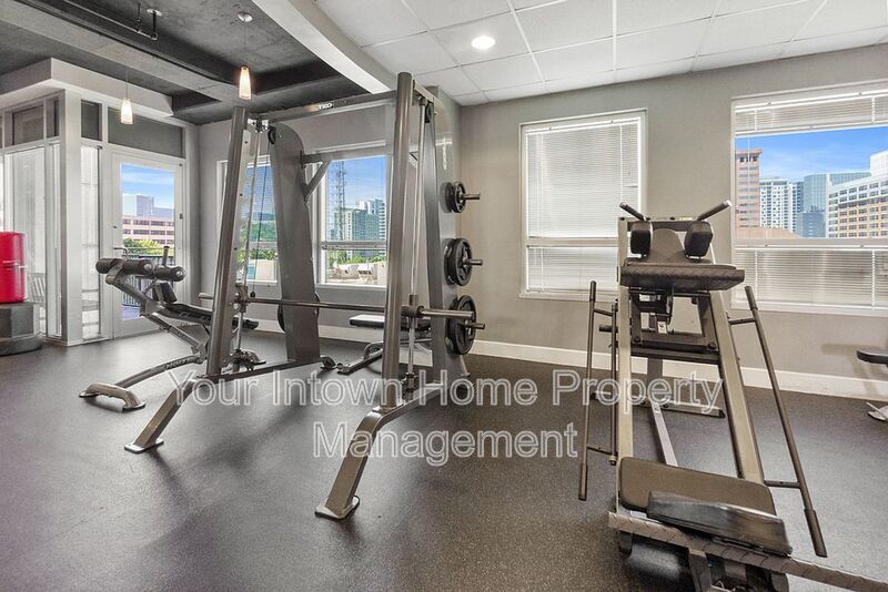 Ultimate Midtown Living at Metropolis: Piedmont Park Views & Resort Amenities property image