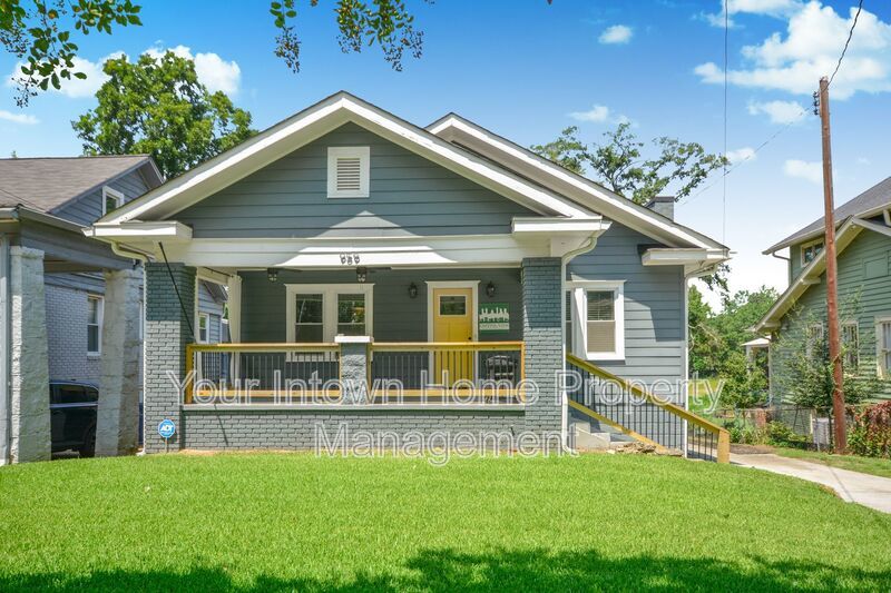 Unique Dual-Home Property in SW Atlanta – Two Homes for the Price of One! property image