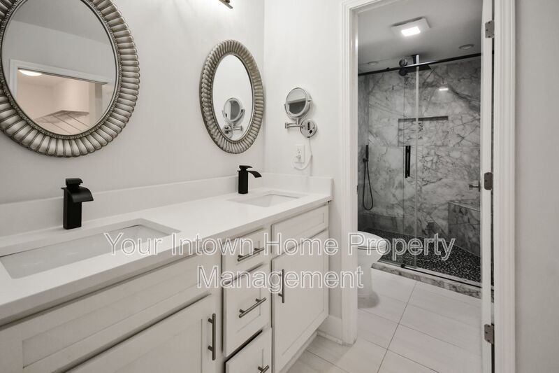 Unique Dual-Home Property in SW Atlanta – Two Homes for the Price of One! property image