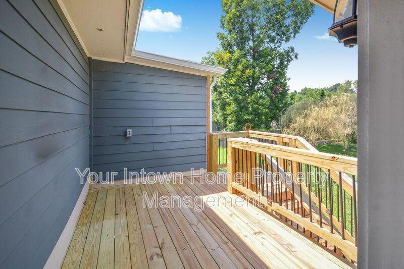 Unique Dual-Home Property in SW Atlanta – Two Homes for the Price of One! property image