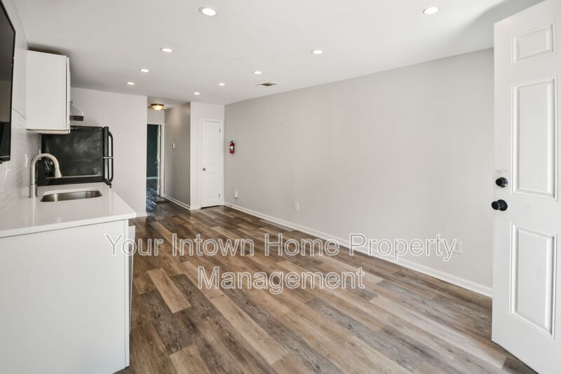 Unique Dual-Home Property in SW Atlanta – Two Homes for the Price of One! property image