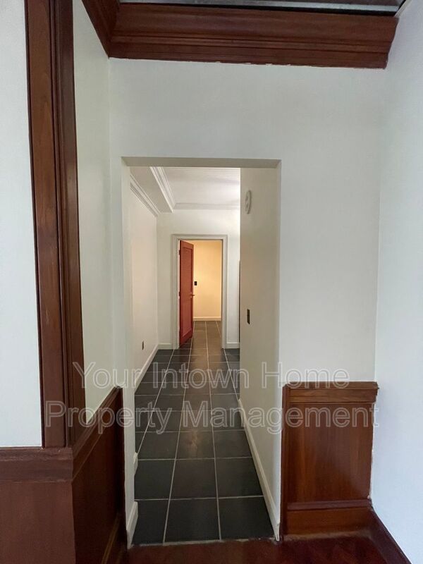 Oversized One-Bedroom in Heart of Downtown & GSU property image