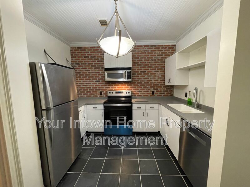 Oversized One-Bedroom in Heart of Downtown & GSU property image