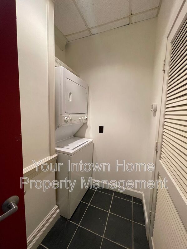 Oversized One-Bedroom in Heart of Downtown & GSU property image