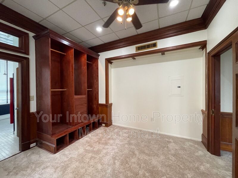 Oversized One-Bedroom in Heart of Downtown & GSU property image