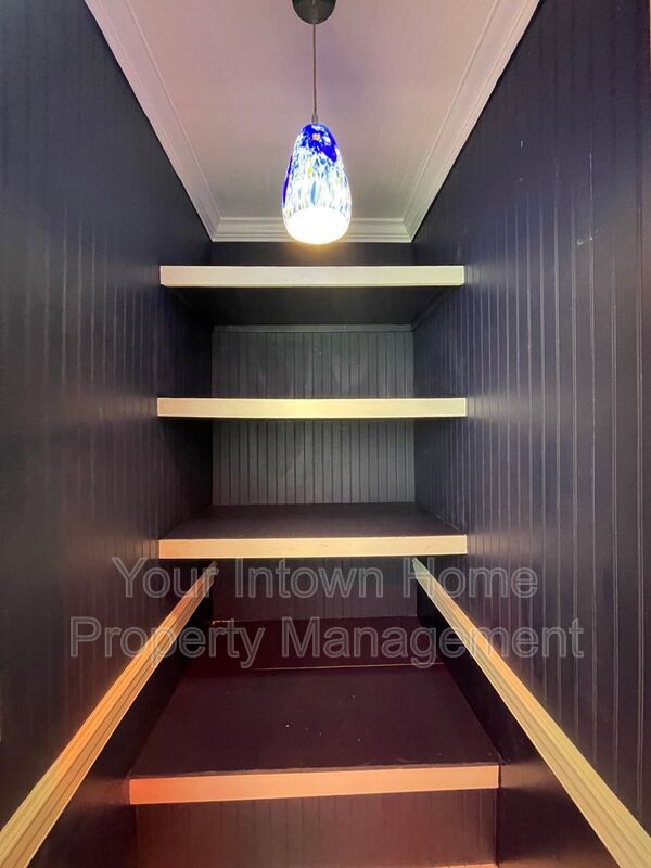 Oversized One-Bedroom in Heart of Downtown & GSU property image