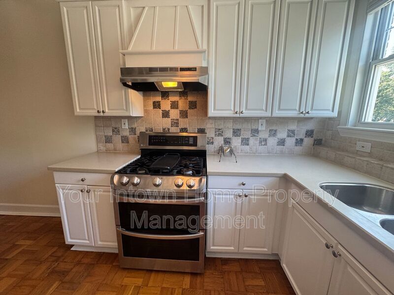 Virginia Highlands Classic Condo property image
