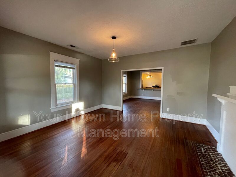 Grant Park/Peoplestown Bungalow with Huge Backyard! property image