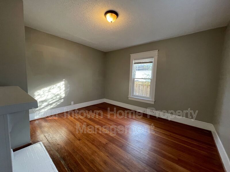 Grant Park/Peoplestown Bungalow with Huge Backyard! property image