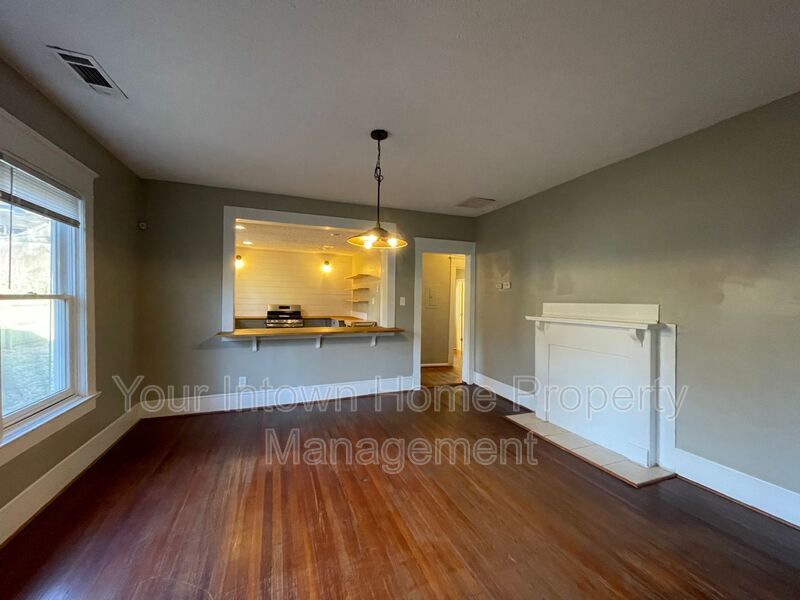 Grant Park/Peoplestown Bungalow with Huge Backyard! property image