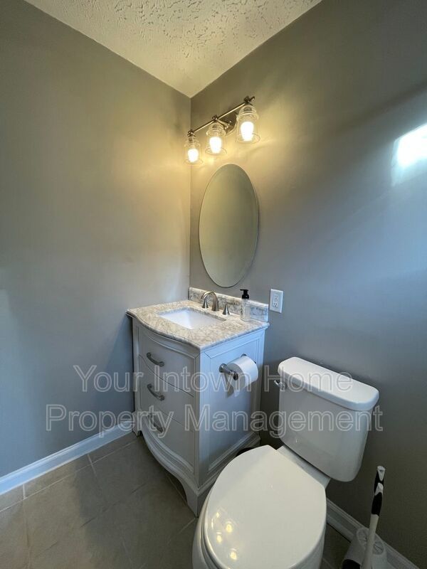 Grant Park/Peoplestown Bungalow with Huge Backyard! property image