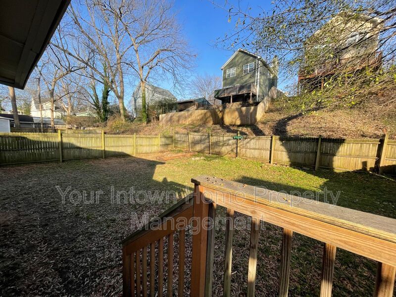 Grant Park/Peoplestown Bungalow with Huge Backyard! property image