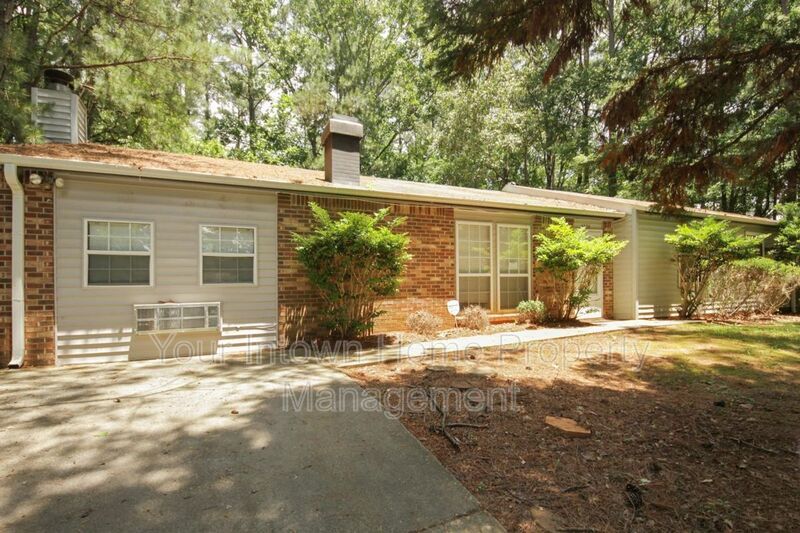 Charming Dogwood Farms Decatur Home for Rent property image